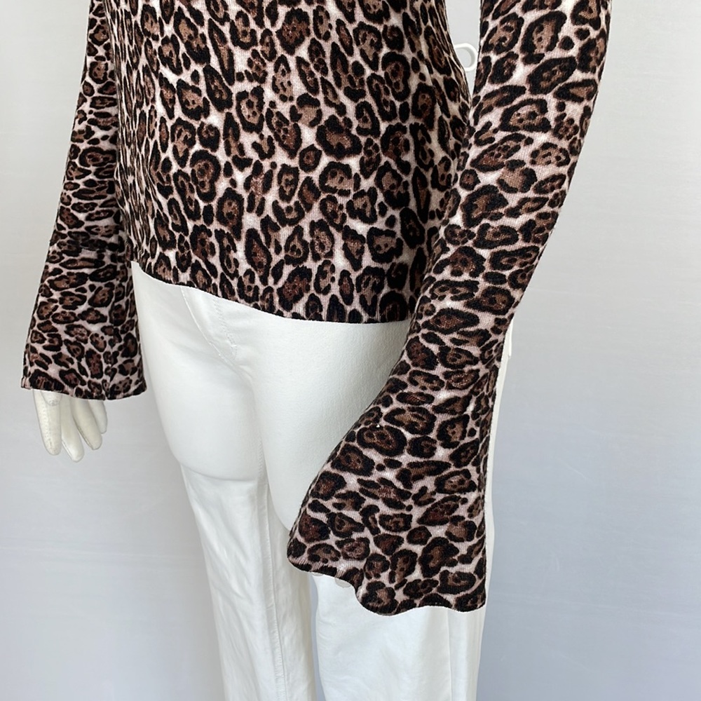 WHBM Leopard Sweater Size X Small - Picture 5 of 8